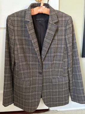 Banana Republic grey, black and tan plaid blazer.